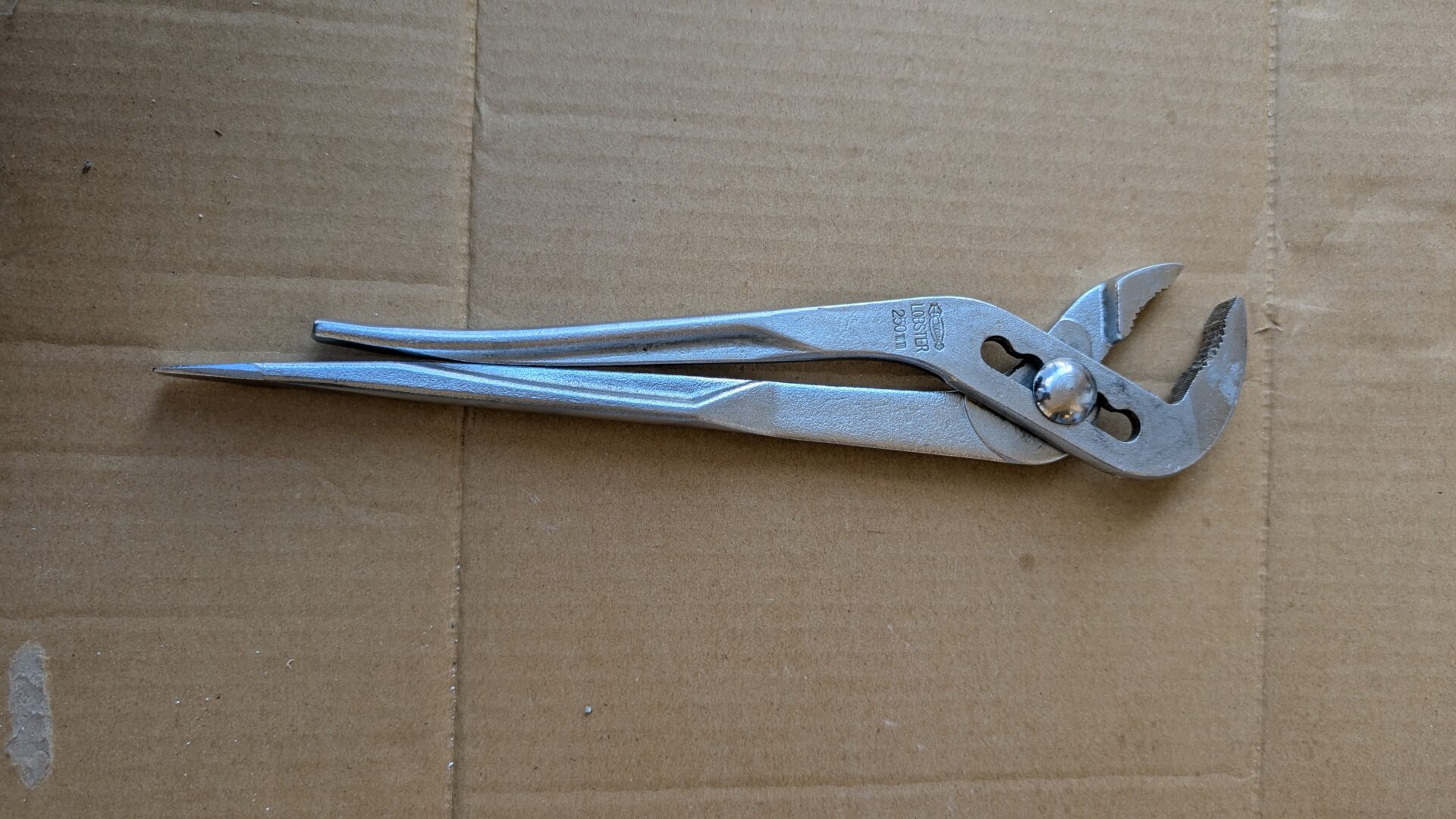 ウォーターポンププライヤー_LOBSTER-250mm
